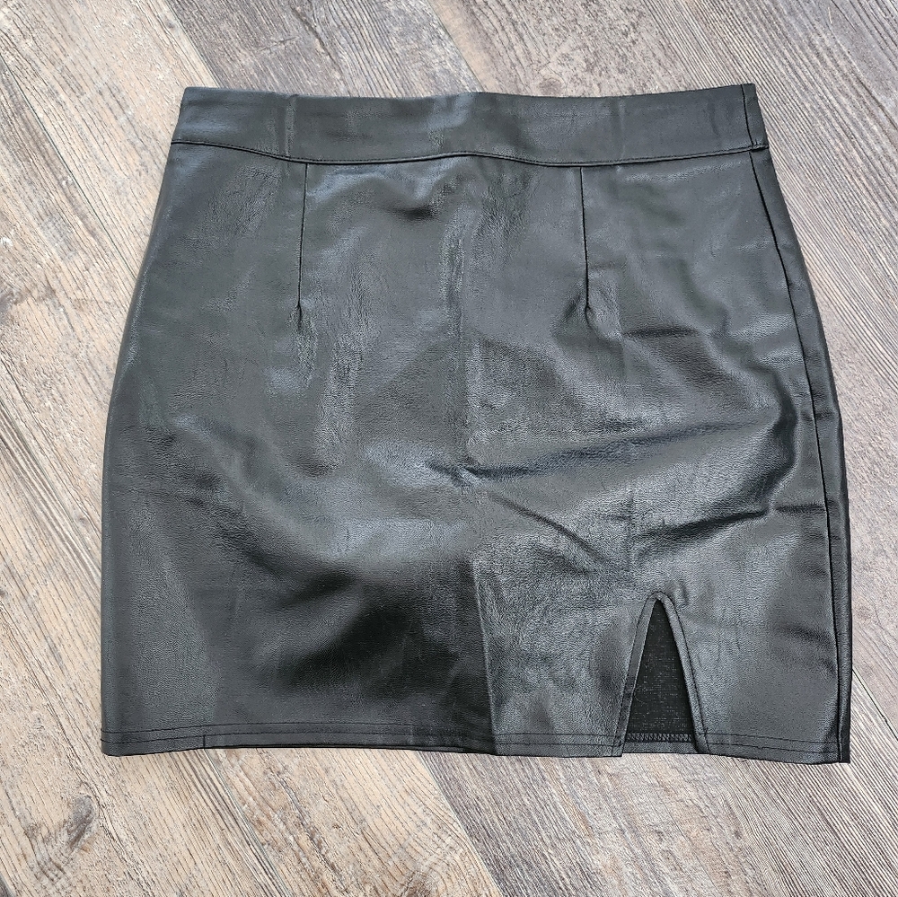 Lulus Faux Leather Skirt